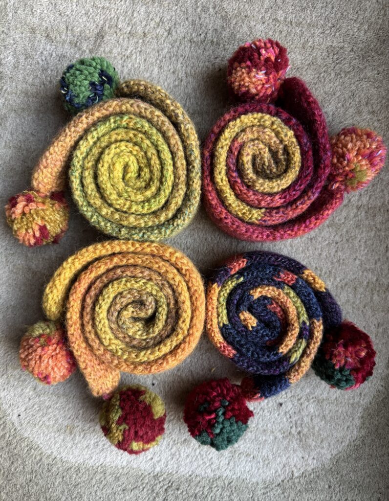 Skinny Scarf with pompom
