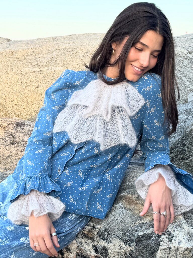 Lace Jabot and Cuffs by GALINACARROLLDESIGNS